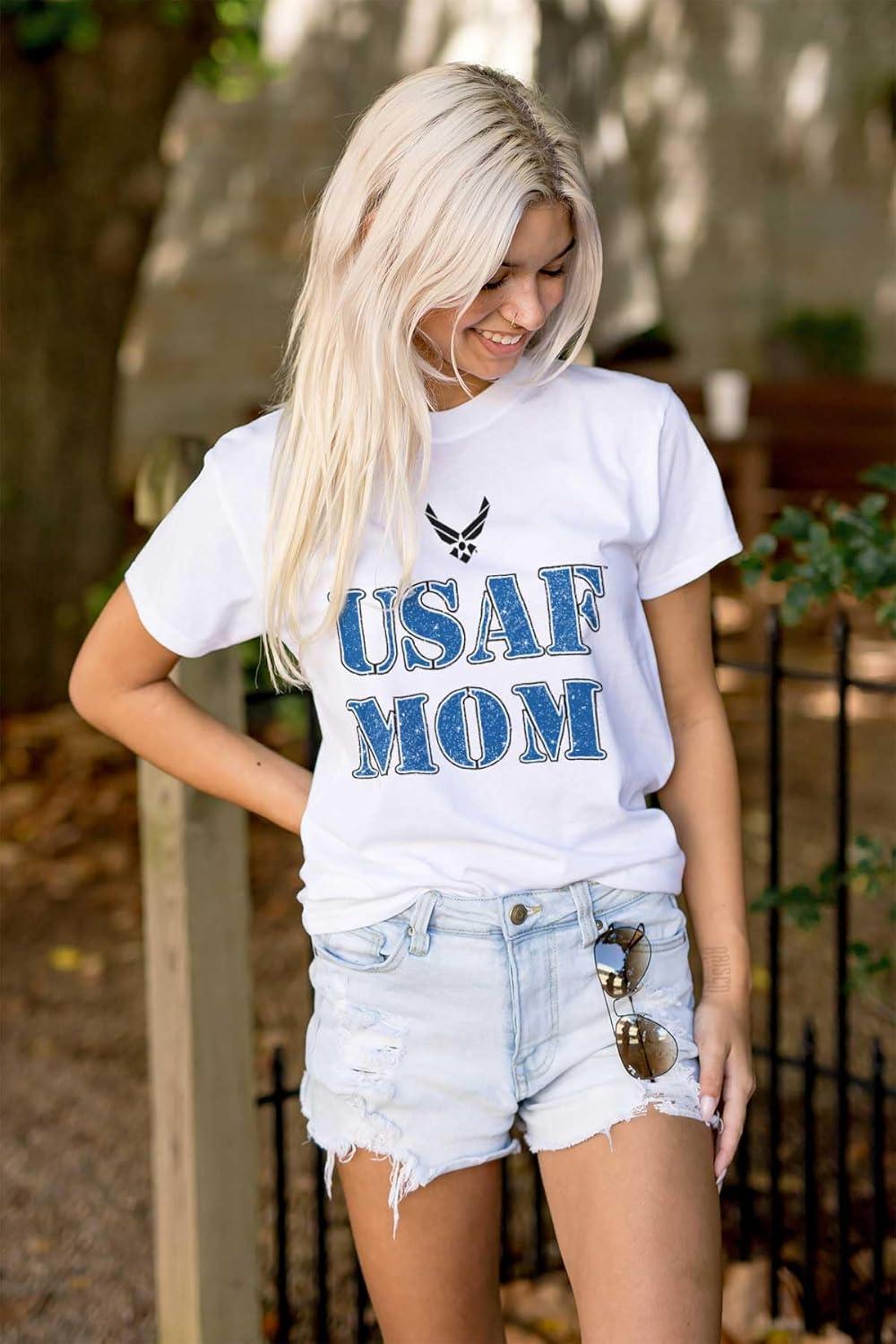 imageUS Air Force USAF Military Family Support Womens Graphic T Shirt TeesWhite Mom