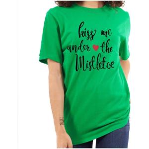 Christmas Kiss Me Under The Mistletoe Womens Graphic T Shirt Tees(Irish Green)
