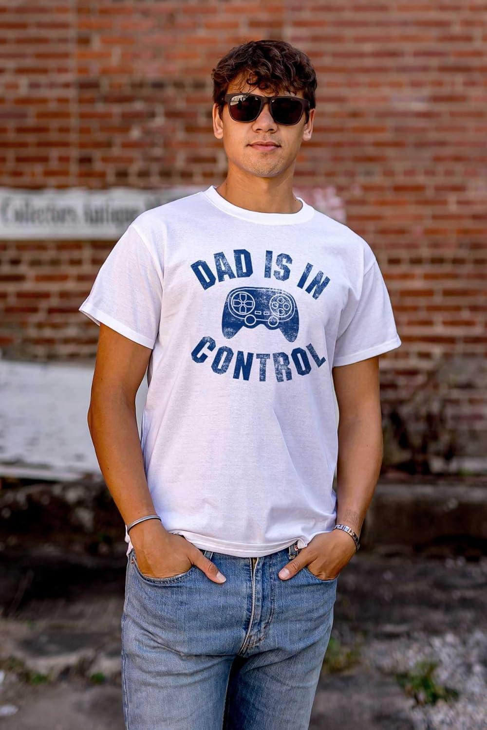 imageFathers Day Gamer Dad is in Control Mens Graphic T Shirt TeesWhite