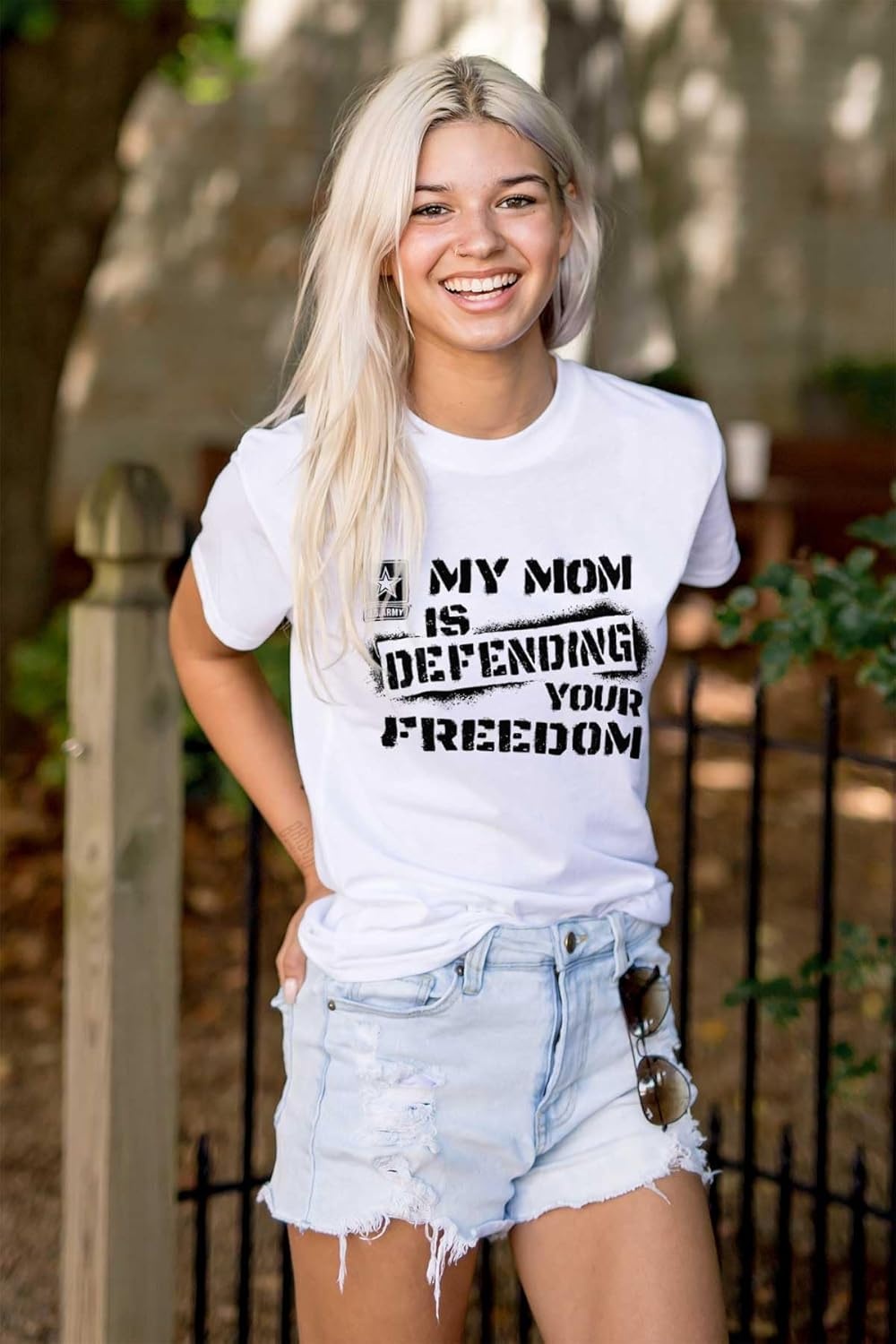 image:imageBrisco Brands US Army My Mom Defending Freedom Graphic T Shirt Men or WomenWhite