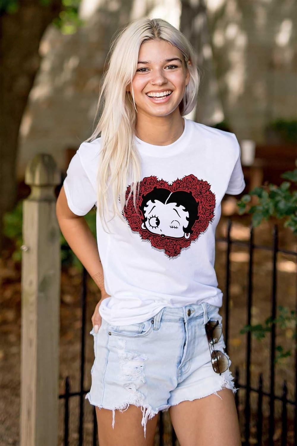 image:imageBetty Boop Heart Wink Blowing Kisses Womens Graphic T Shirt TeesWhite